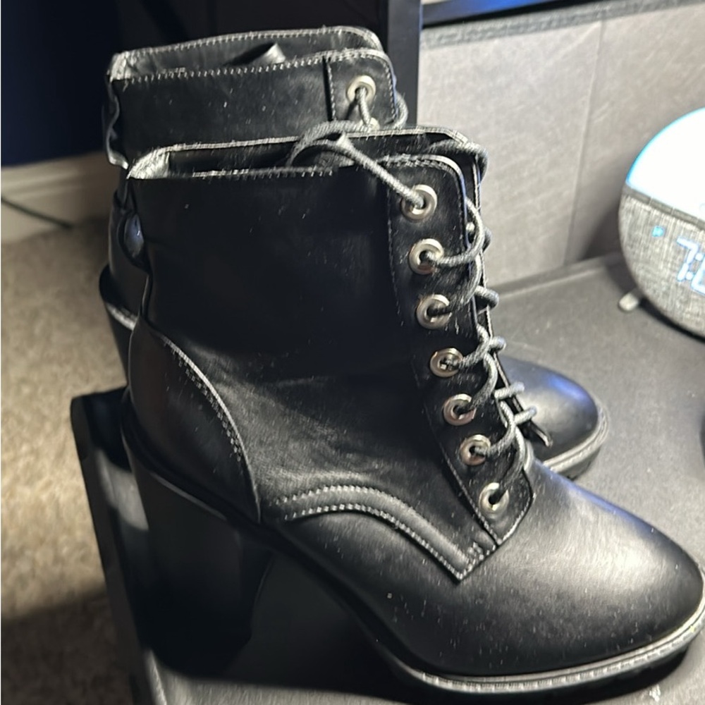 Black Boots